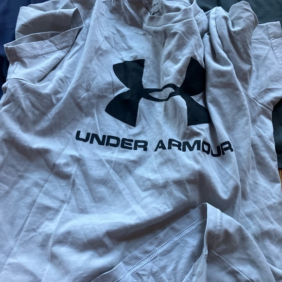 Under Armour UA T-Shirts Boys Size Youth Large YL L Lot Of 5 Short Long Sleeve - Picture 5 of 6